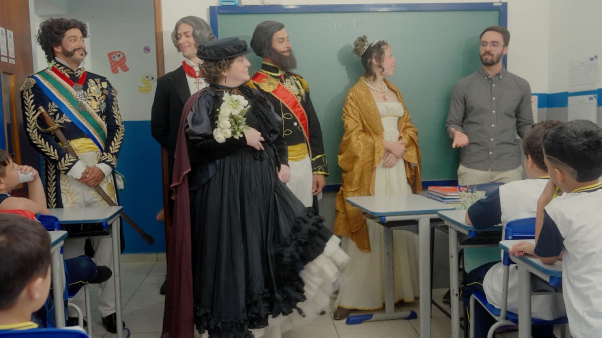 Aula de História ministrada pela Brasil Paralelo contou com teatro educativo para as crianças.
