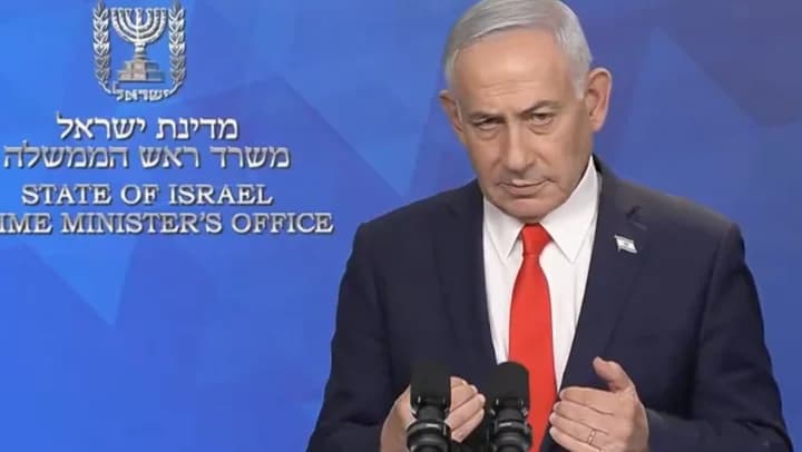 Benjamin Netanyahu discursa no gabinete do primeiro-ministro de Israel