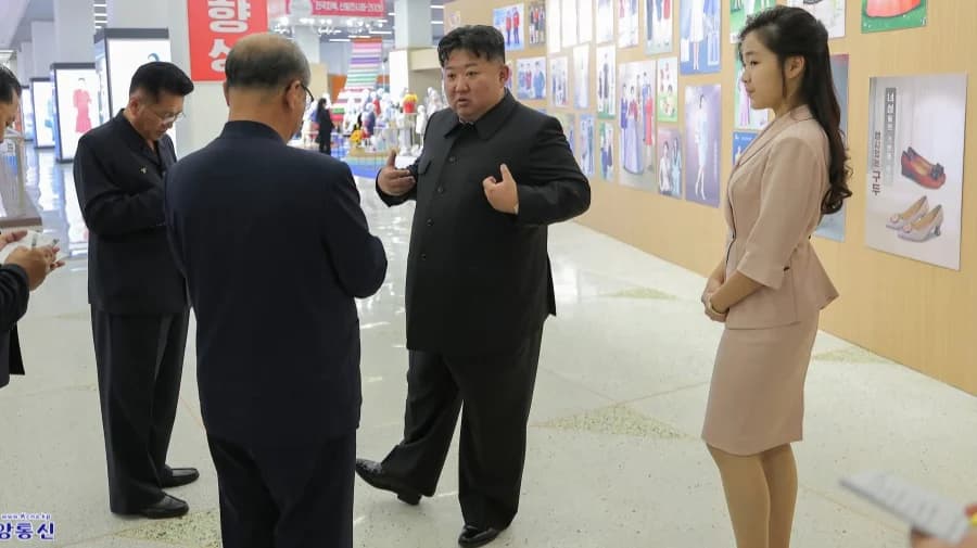 Kim Jong Un volta a aparecer