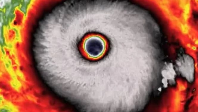 Imagem de satélite do supertufão Champi