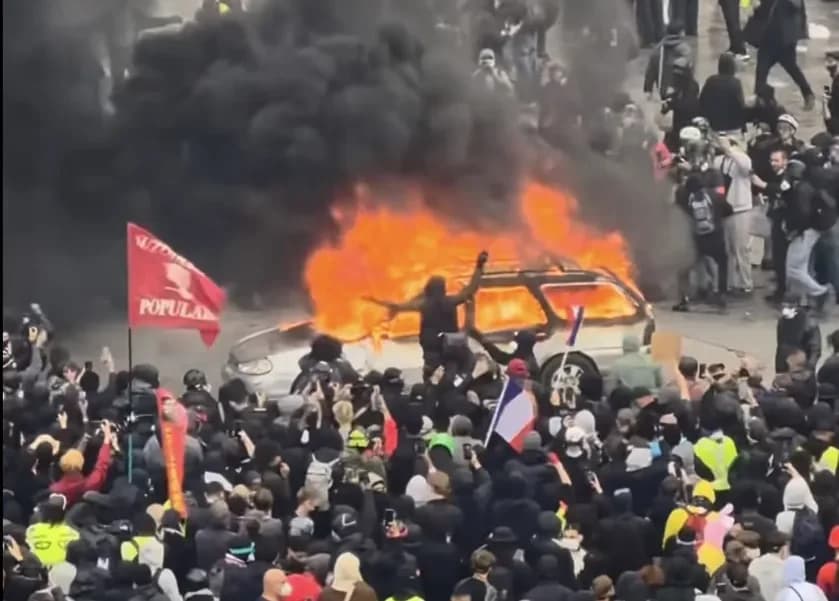 protestos na frança cena de vandalismo